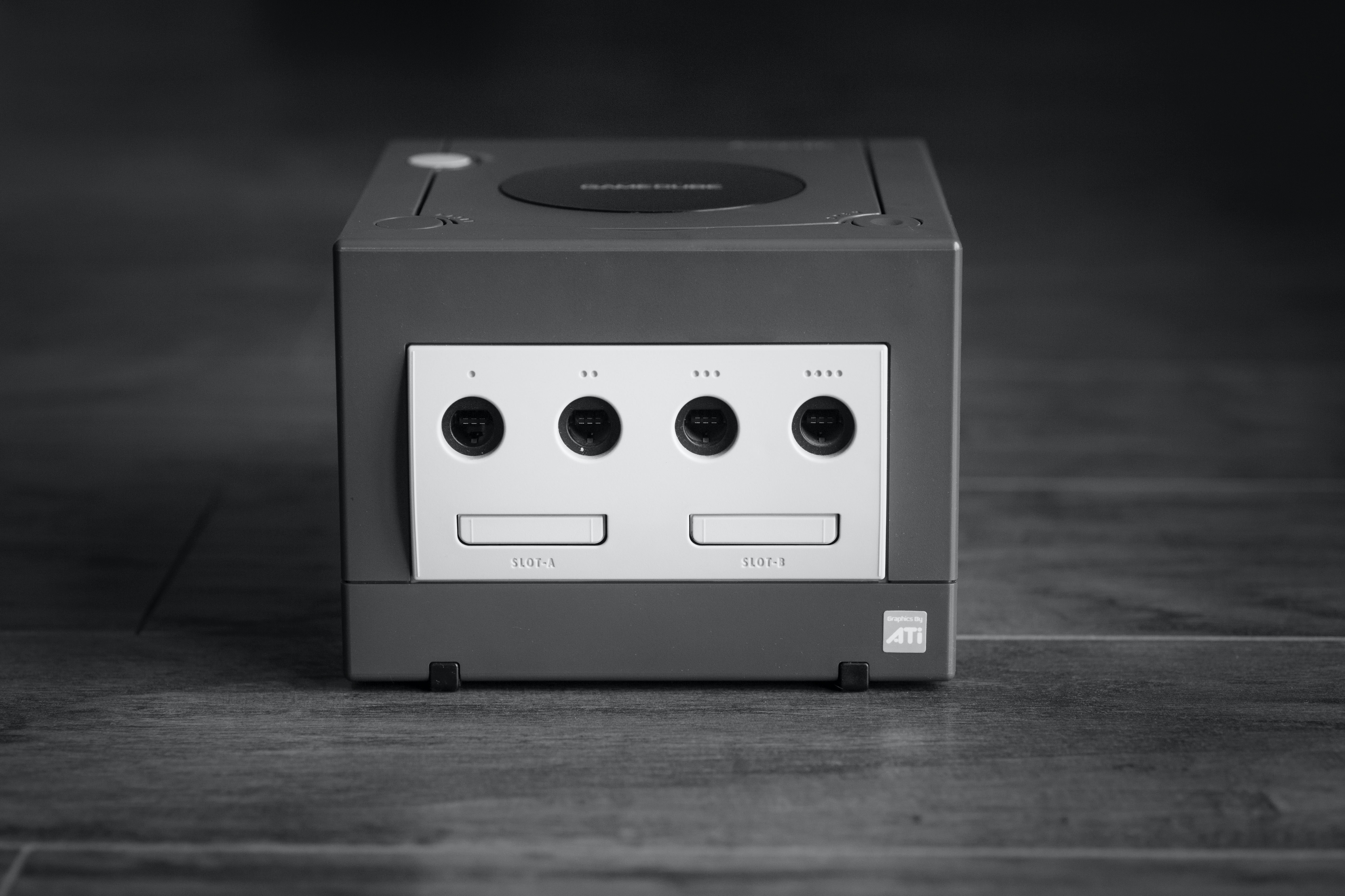 image of a nintendo gamecube games console